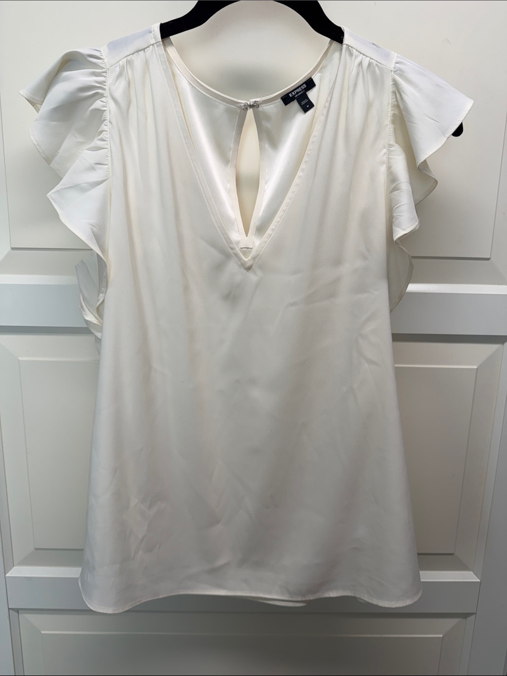 Express Cream Flutter Sleeve V-Neck Keyhole Blouse